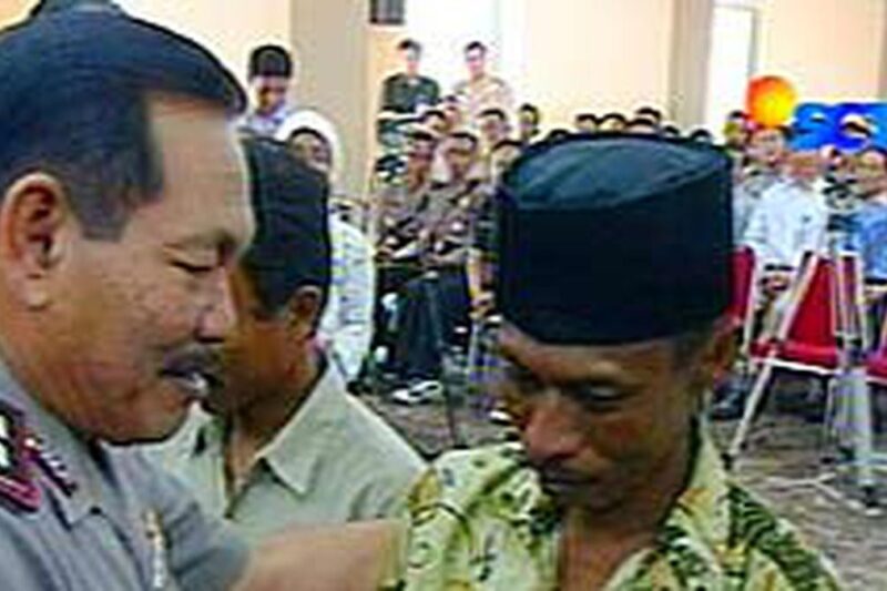 Pemulung Penemu Senjata Api Mendapat Penghargaan – News Liputan6.com